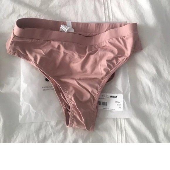 SOLD Fashion Nova Jalen solid Bikini- blush- SOLD- - Picture 4 of 5